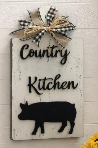Decorative Cutting Board - Country Kitchen Pig