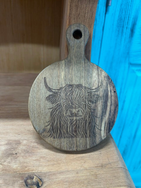 Charcuterie Board - Mini Round with Handle - Highland Cow